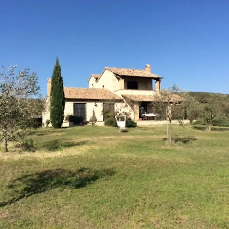 Miranda Country house