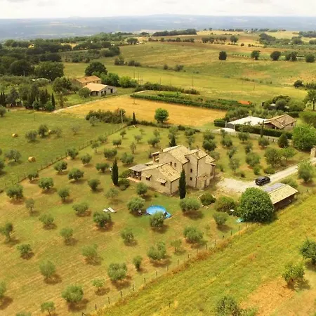 Miranda Country house